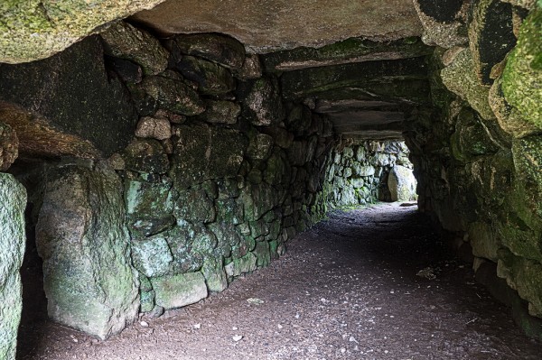 Fogou - Carn Euny by Ken Monk
