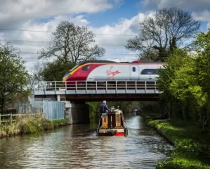 Slow Boat Through Cathiron by David Bray 600x482