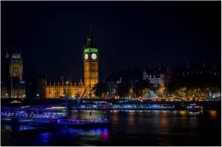 BIG CLOCK BY THE THAMES by David Bray 600x400