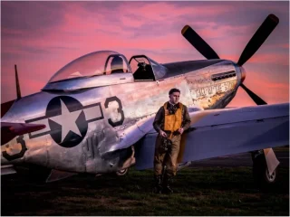 The Mustang Boy At Dusk 600x451