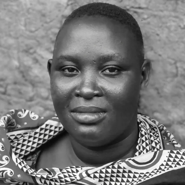 Highly Commended Highly Commended Ian Maxwell African Women 3 2. African Women