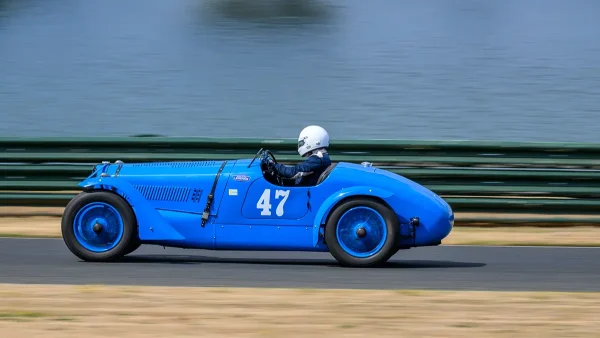 ©Simon Coates Blue Car Upload DPS
